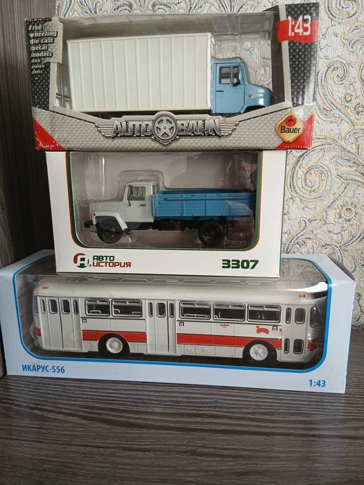 Коллекционные модели в маштабе 1/43.