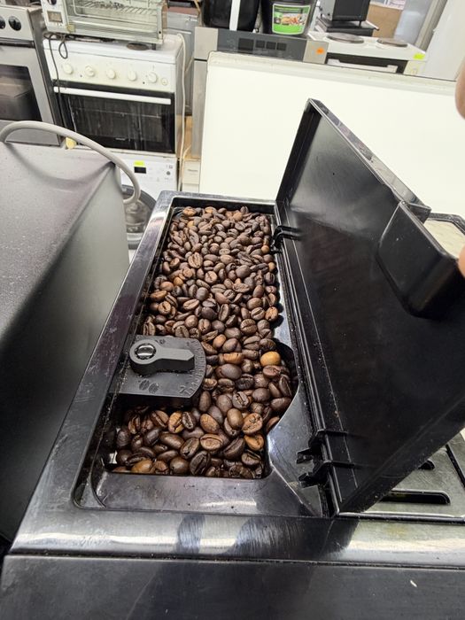 Кафемашина  автомат delonghi