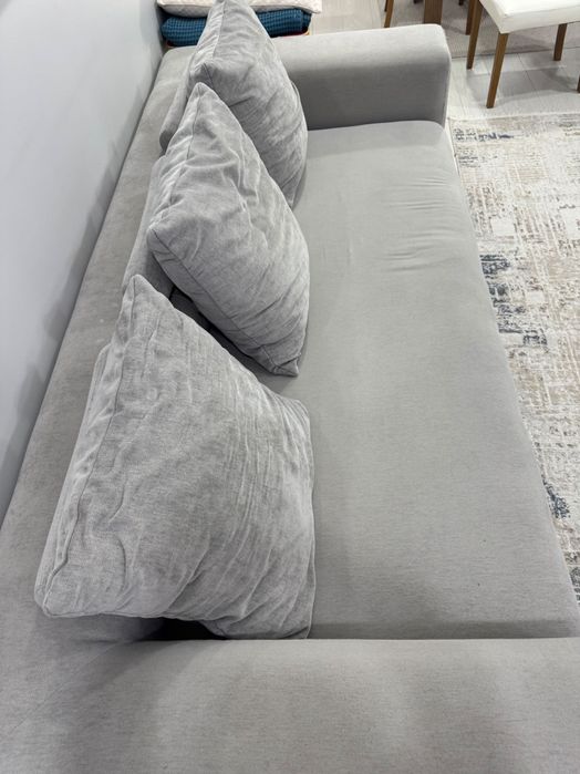 Продаю срочно диван