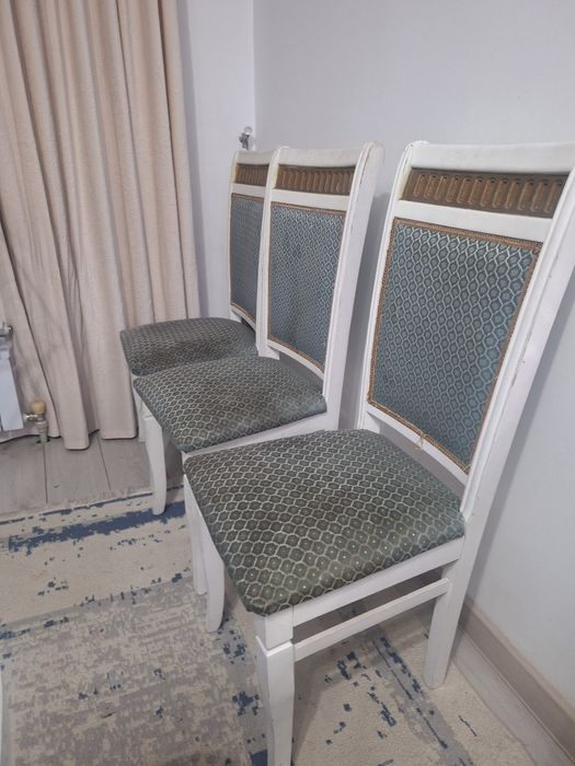 Продам Стулья  8 шт