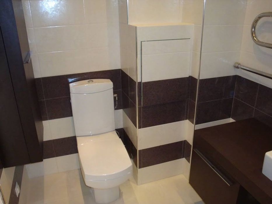 Укладка кафеля, ламината