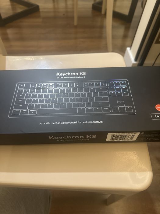 Механическая клавиатура Keychron K8 (Bluetooth / USB-C, TKL)