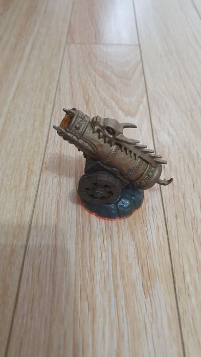 Skylanders Giants,  Golden Dragonfire Cannon