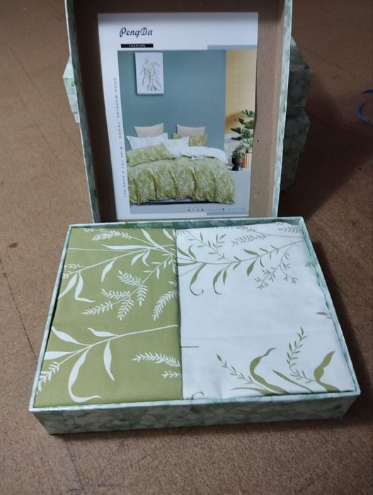 Постельное белье контрасс
Х/Б 100%
КАЧЕСТВО ЛЮКС 
РАЗМЕР: 2-Х СПАЛЬНЫ