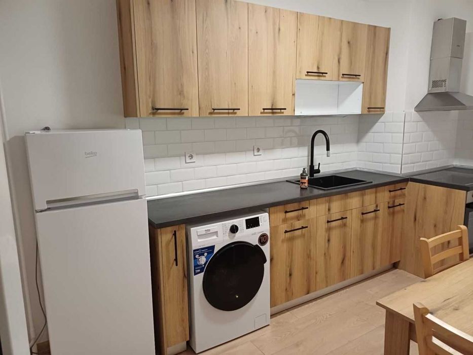 Дава се под наем Двустаен апартамент в София, Хиподрума - 61 кв.м за 600 € - Снимка #2