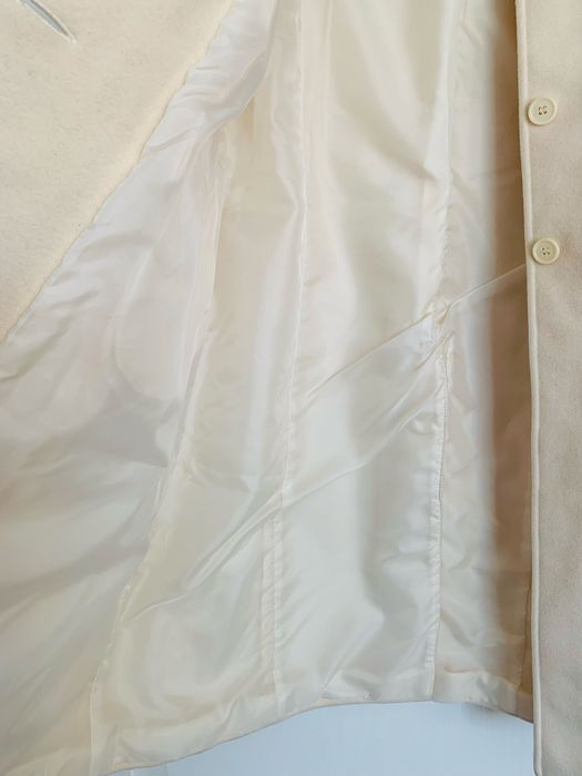 Пальто демисезон легкое