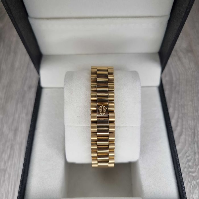 Часы мужские новые