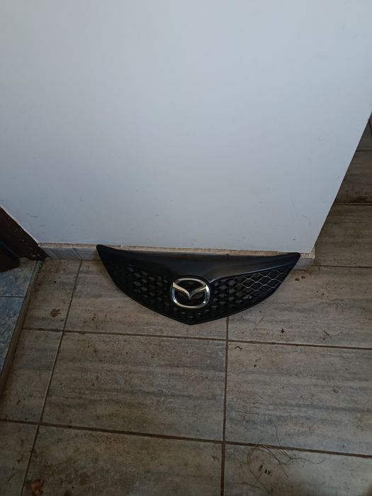 Grilă Bară Mazda 6