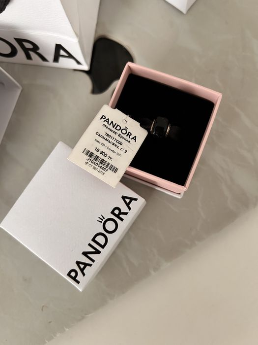 Pandora браслет с шармом