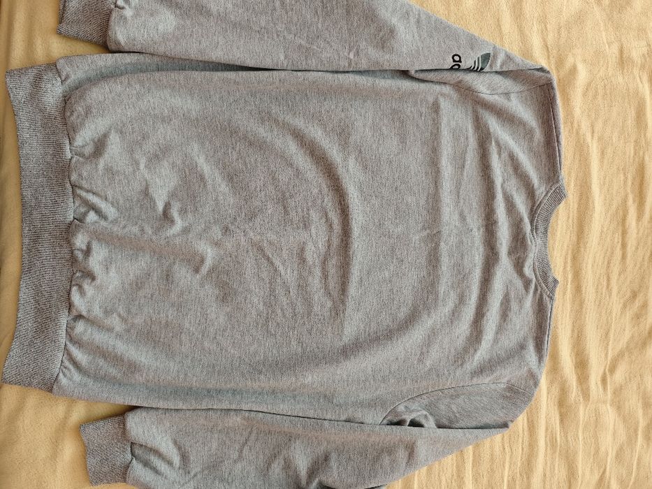 Блуза Adidas с дълъг ръкав