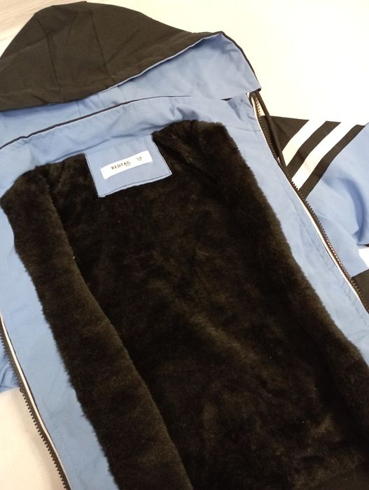 Продам Куртку на мальчика