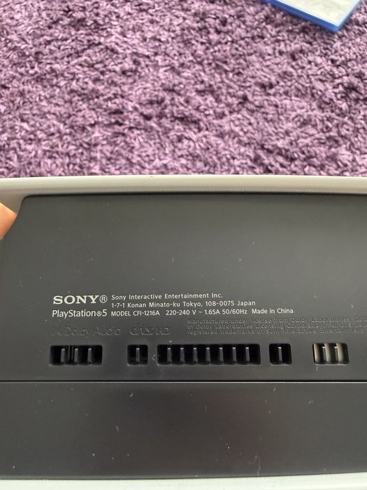 Playstation 5 (PS5) Disk 1TB (2023) + 6 jocuri si statie de incarcare