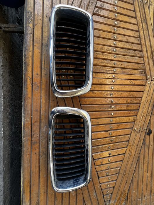 Решетка радиатора бмв е38