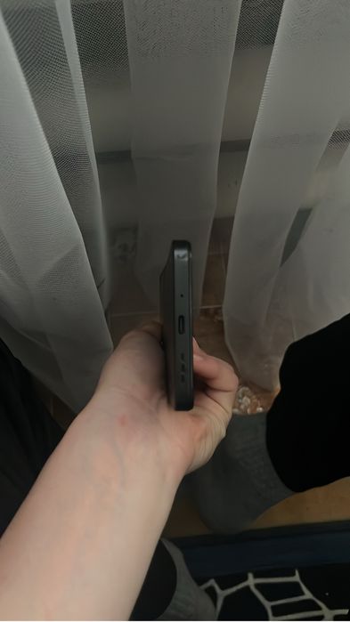 Продам поко с63 в норм сосотоянии но он забоокированный.