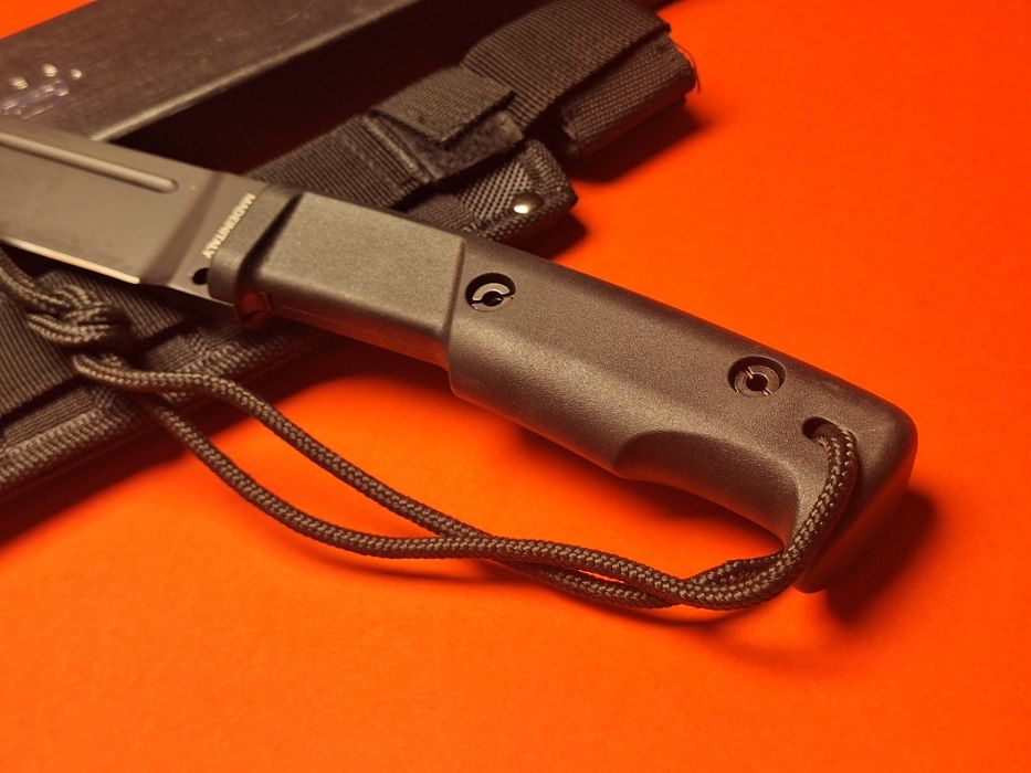 Нож Extrema ratio-Waki