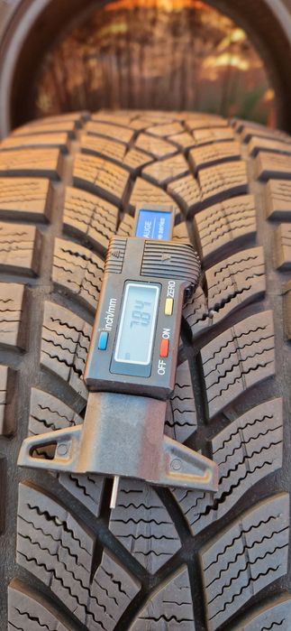 2 Anvelope  Good Year 215 55 R17 M+S