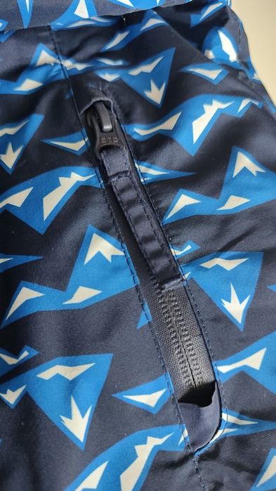 Ски яке за момче 98/104 размер.