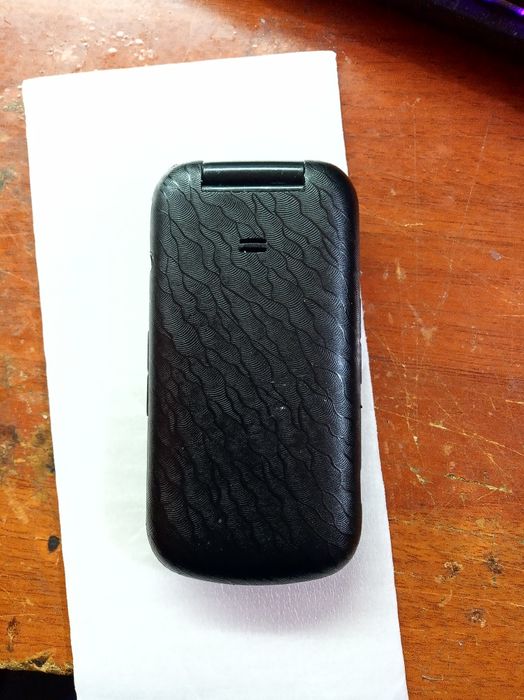 Samsung Gusto 3 sotiladi srochna