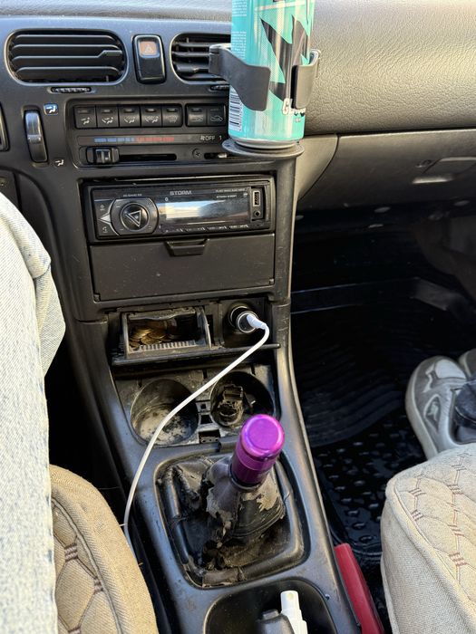 Mazda cronos 2.5 626