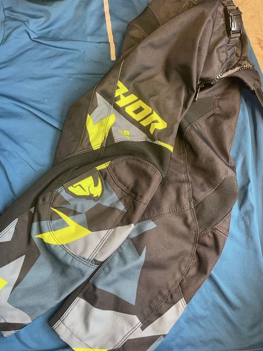 Cizme enduro,armura,pantaloni.