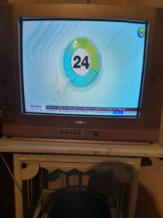 Продам б.у. телевизор "Самсунг " в рабочем состоянии