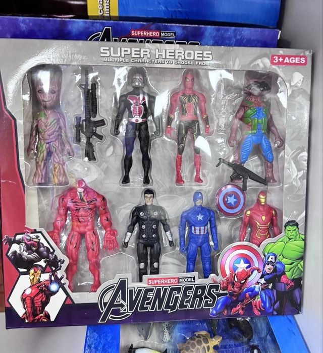 Комплект с фигурки и оръжия Avengers, отмъстителите Спайдърмен/Венъм/Железния Човек/Груут/Капитан Америка