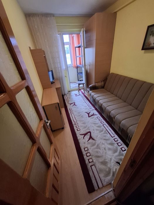 Ap 3 cam Podu Roș mobilat și utilat