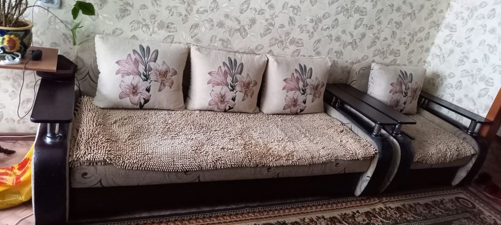 Кровать двуспальная+шкаф