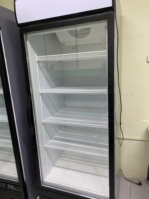 Холодилник в отличном состояний