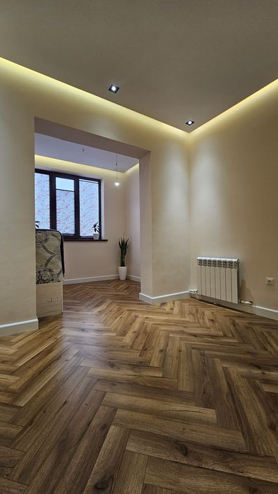 5 xonali kvartira yengi remonti bilan