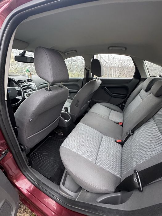 Ford Focus 1300€ NEGOCIABIL