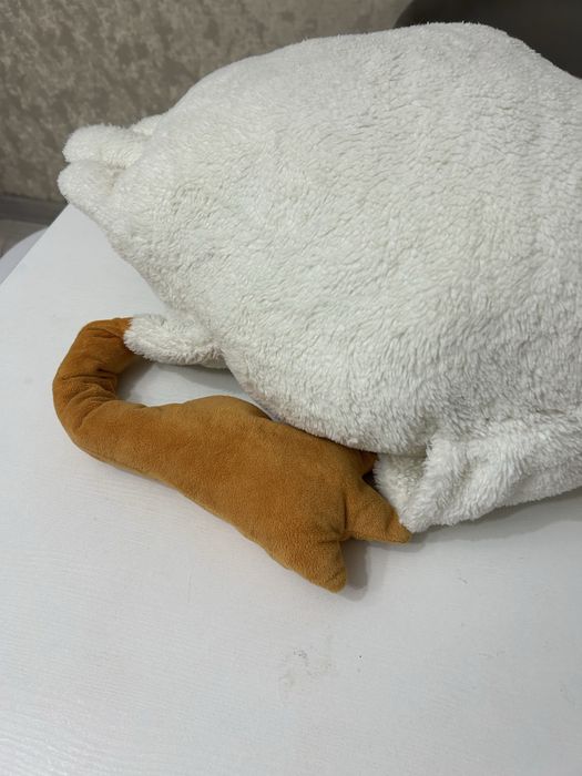 Игрушка белый гусь