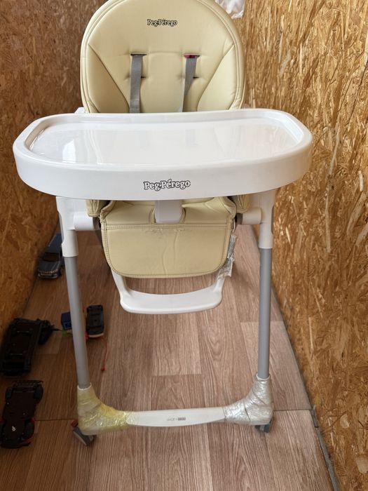 Стульчик для кормления peg perego