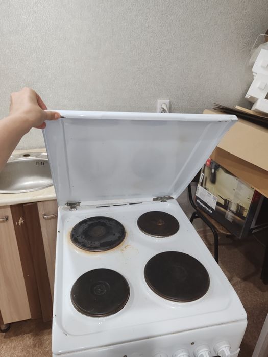 Продам электроплиту б/у 20 000 тенге