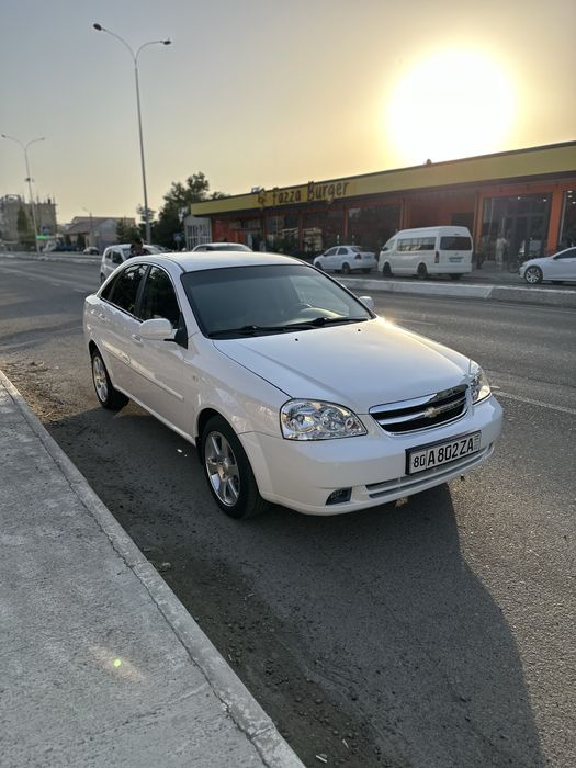 Chevrolet Lacetti / Gentra 2010