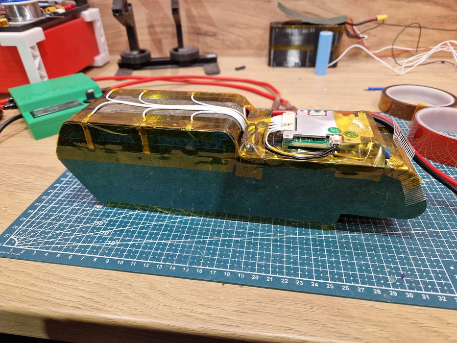 Ремонт, рециклиране и изработка на литиево йонни батерии