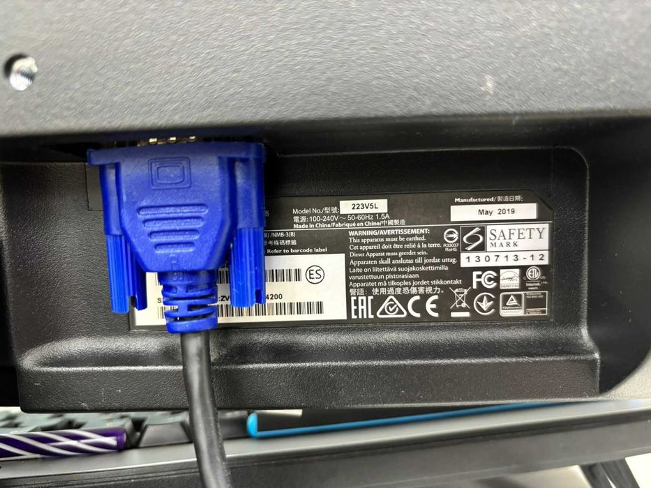 продам компьютерные мониторы