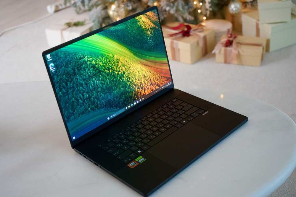 Asus ProArt P16 OLED H7606W Ryzen AI9 HX 370/32GB DDR5/2TB SSD/RTX5070