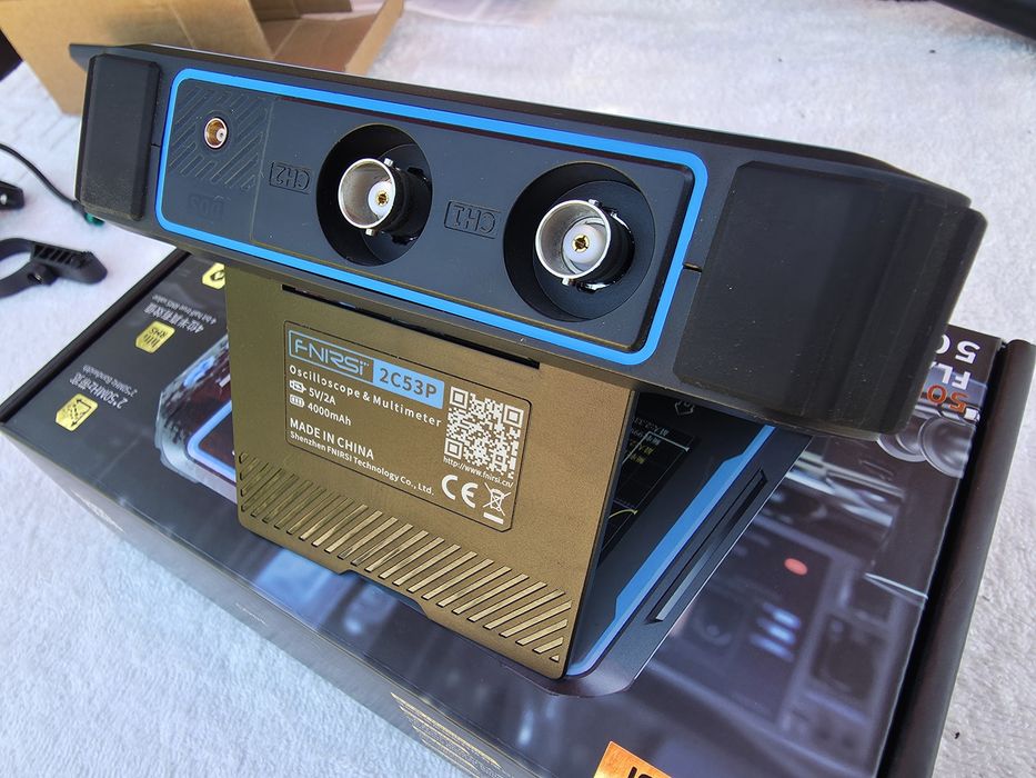 Osciloscop portabil cu generator si multimetru FNIRSI 2 C 53P