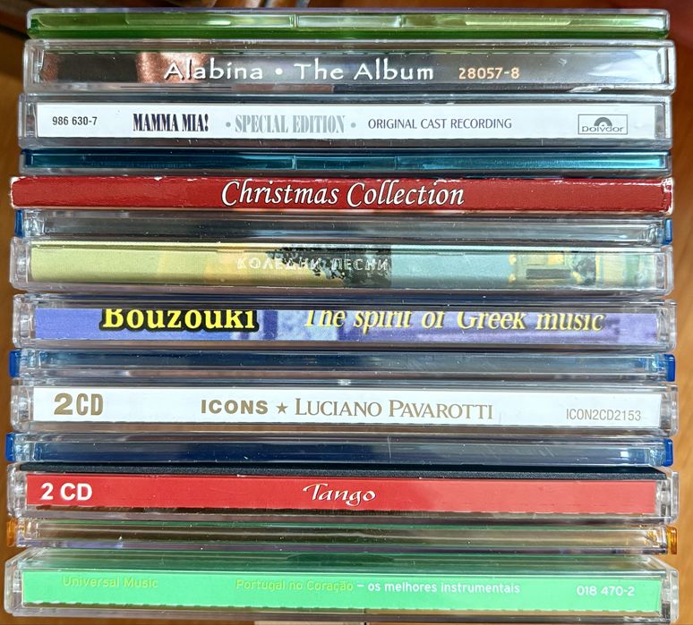 Продавам компакт дискове CD