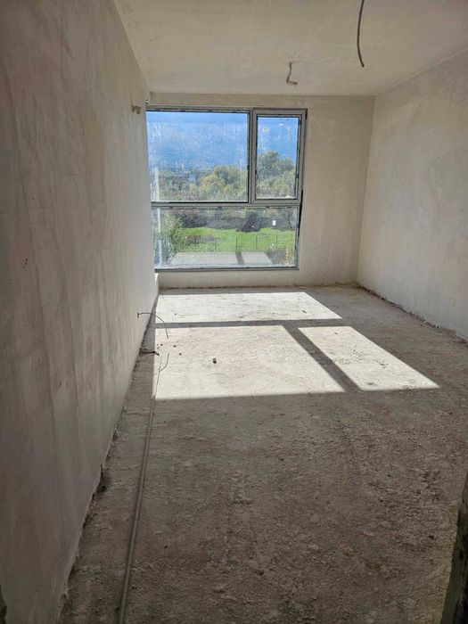 Тристаен апартамент ж.к. Малинова долина