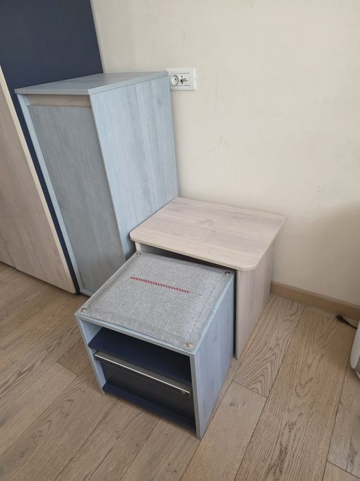 Mobilier complet camera adolescent, 3950 lei, cost de nou 12480 lei