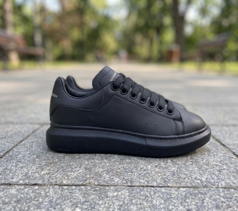 Adidasi Alexander McQueen Negru