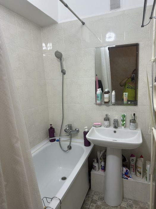 Продается 2 комнатная квартира