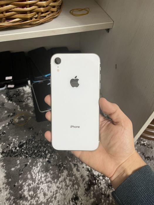 Iphone xr 64gb ideal