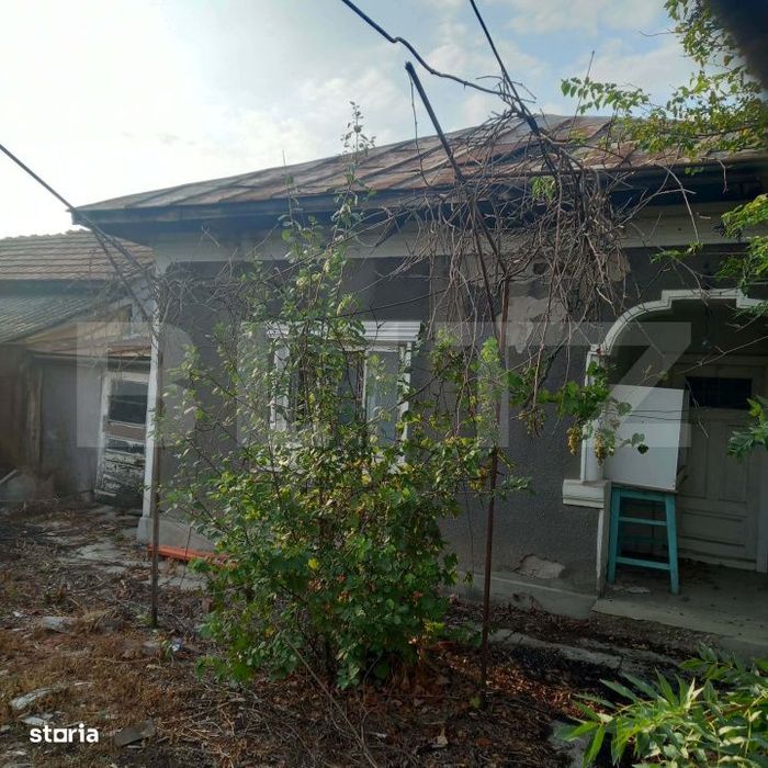 Casă De Renovat Pe Teren De 910 Mp – Orbeasca De Sus