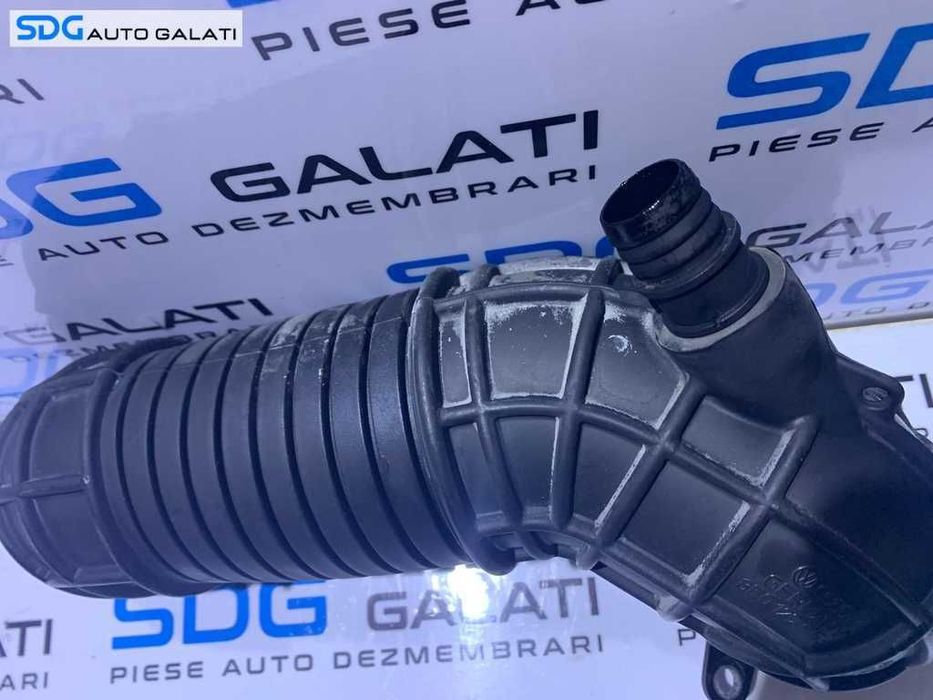 Furtun Conducta Admisie Carcasa Filtru Aer Turbo Turbina Turbosuflanta Audi A4 B7 1.9 TDI BKE BRB 2005 - 2008 Cod 8E0129615J [L9448]