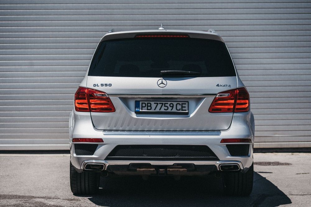 Mercedes-Benz GL 550 AMG-Designo | Harman-360 | Soft Close | Смени вер