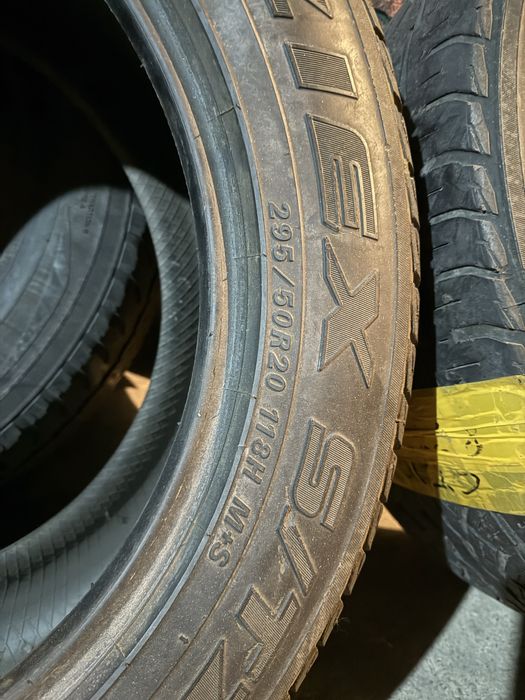 Продам бампер на Ленд крузер