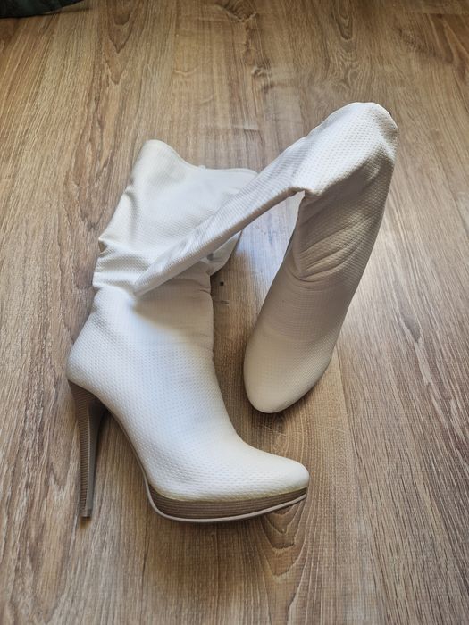 Продам обувь женскую